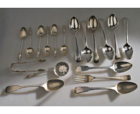 A Victorian set of six coffee spoons with shell bowls and apostle finials, to/w the matching sugar tongs and sifter ladle, Wi