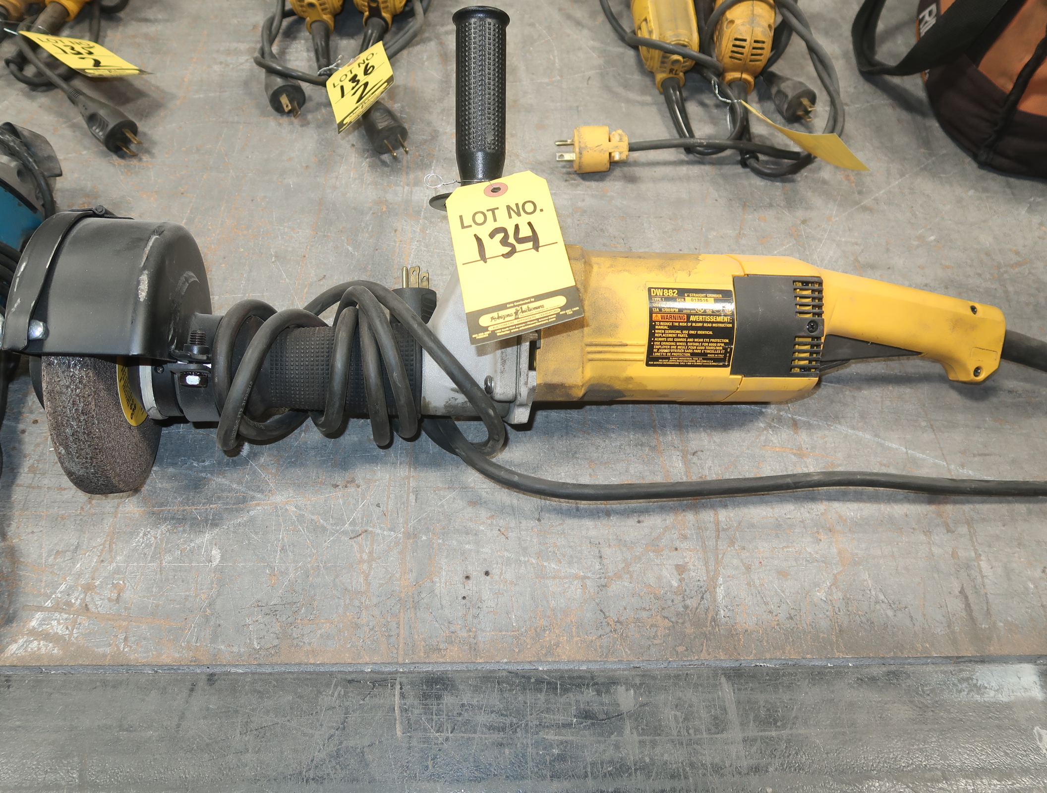 DEWALT DW882 6" STRAIGHT GRINDER