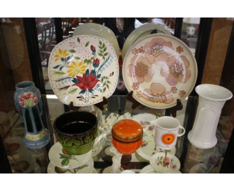 Ceramics including midwinter Bella-Vista serving dish, Poole Aegean pot by Diana Davis (signed DD), Denby pink Gypsy plate an