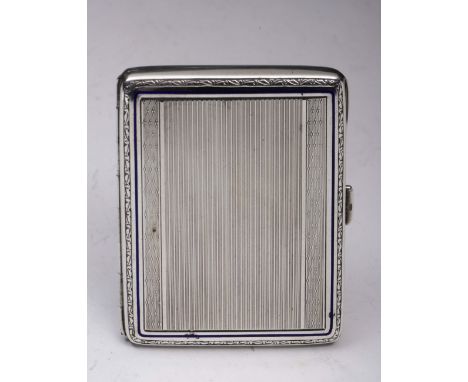 A CONTINENTAL SILVER AND ENAMEL LADY'S CIGARETTE CASE with engine turned decoration, 8cm long, with import marks for Stockwel