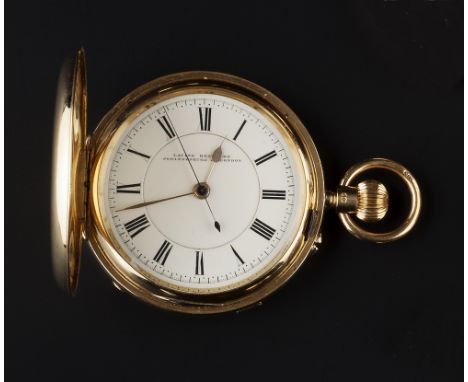 AN EDWARDIAN 18CT GOLD HUNTER POCKET WATCH AND ALBERT CHAIN, the watch with white enamel dial, Roman numerals and centre seco
