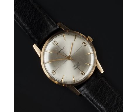 A GENTLEMAN'S 9CT GOLD CASED WRISTWATCH BY ROTARY, the circular signed silvered dial with Arabic numerals and arrowhead marke