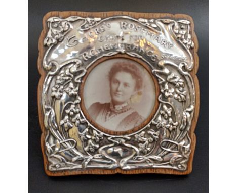 An Edwardian silver strut photograph frame, Cheers Rosemary Thats For Remembrance Shakespeare, Birmingham 1904, 11 cm high