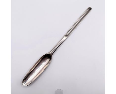 A George III silver marrow scoop, London 1742, 1.4 ozt