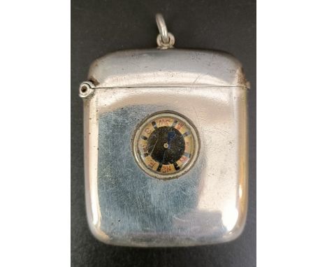 A Victorian silver vesta case, set a compass, Birmingham 1887, 2.0 ozt, 6 cm