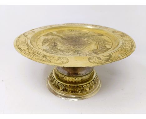 A Russian silver gilt tazza, with engraved decoration, 12.6 ozt, 22 cm dimeter10 cm high