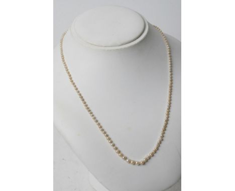 A cultured pearl necklace