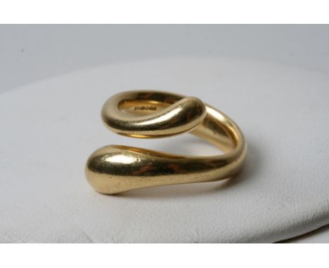 An 18ct gold Tiffany Paloma Picasso ring 