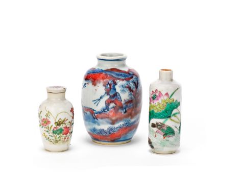 A GROUP OF TWO PORCELAIN SNUFF BOTTLES AND A JARLET18th/19th centuryComprising: a famille rose 'mandarin ducks' snuff bottle;