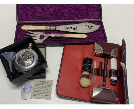 A selection of vintage collectibles including grooming set, pewter flask etc 