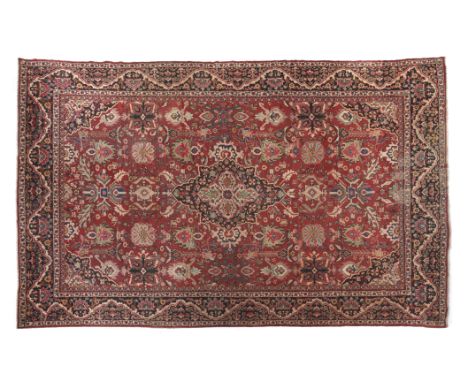 A Mahal rug, IranWool and cotton of geometric and floral pattern in bordeaux, blue and salmon shades508x330 cm