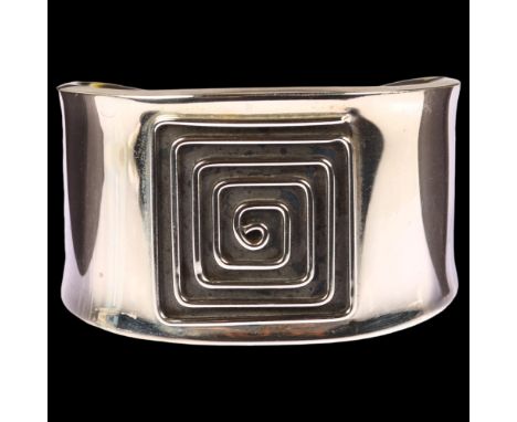 DOMINIQUE DINOUART - a Mexican sterling silver cuff bracelet, with modernist square maze decoration, maker's mark DDD, settin