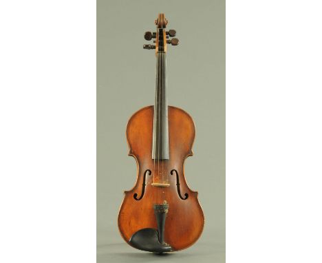 An Edwardian violin, with two piece back and with interior label for William Dobbie 218 Allison Street, Cross Hill, 1902 Glas