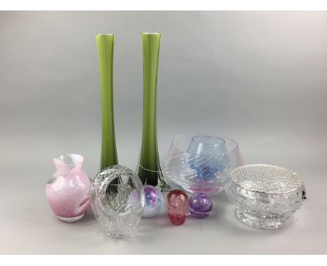 COLLECTION OF ART GLASS, including Caithness, Edinburgh Crystal and paperweights