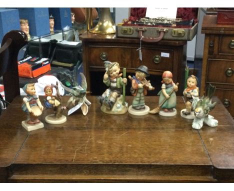 GROUP OF HUMMEL FIGURES OF CHILDREN, along with two models of birds (8)
