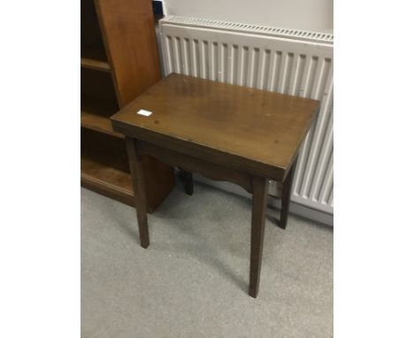 SMALL MAHOGANY FOLD OVER CARD TABLE, along with a reproduction floor lamp and two small amplifiers