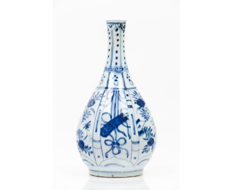 A bottleChinese export porcelain said Kraak Blue decoration of flowers and precious objects Ming dynasty, Wanli reign (1573-1