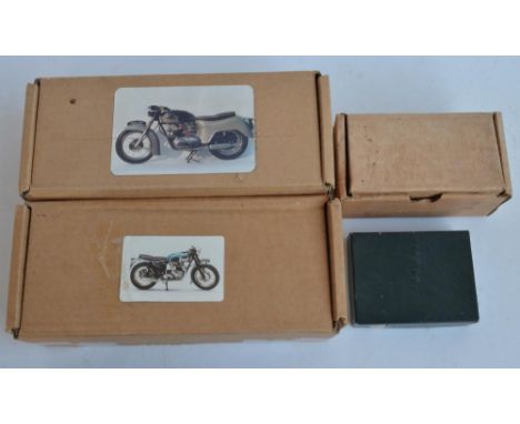 Four unbuilt white metal/mixed media motorbike model kits to include S.A.M.S. small scale Classic American V-Twin with rider 