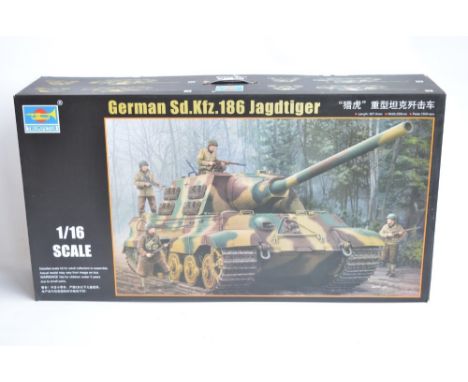 Unbuilt Trumpeter 1/16 scale German Sd.Kfz.186 Jagdtiger model kit (item no 00923), box opened, contents as new, 2 internal b