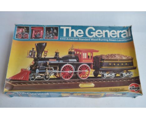 Vintage unstarted Airfix series 20 1/25 scale 'The General' 4-4-0 American wood burning steam locomotive plastic model kit wi