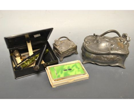 A Burnham " The Chatsworth" Fountain pen, green marble effect body, Empire 14 nib;  others Stephens No 56, black cross hatche