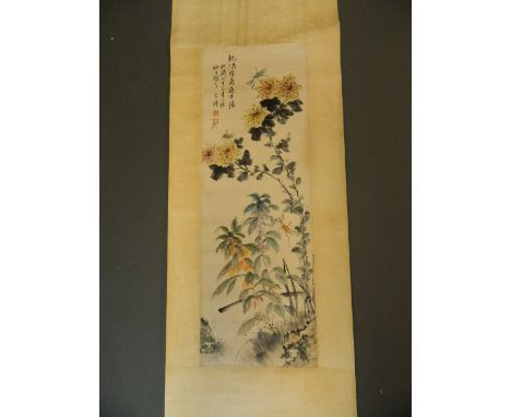 A Chinese watercolour scroll depicting insects and chrysanthemums, 13'' x 38½''