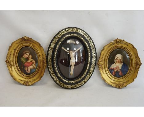 Pair of 19th century Berlin porcelain plaques, oval, one after Raphael 'Madonna Della Sedia' and the other of Madonna in pray