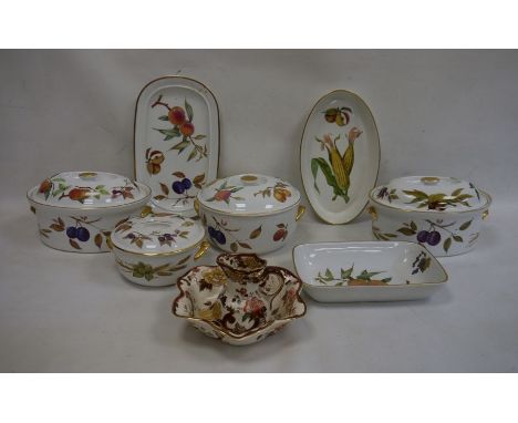 Royal Worcester 'Evesham' pattern ware and other ceramic items 