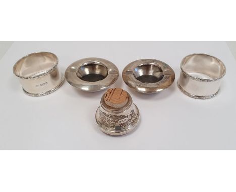 Pair of 20th century circular foreign silver ashtrays, marked 'Siam Sterling 95' to base, a pair of 1920's silver napkin ring