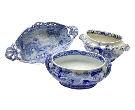 Early 19th century Spode blue and white twin handled basket, with osier moulded sides and pierced rim, decorated in the Castl