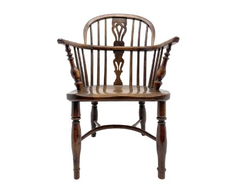 Early 19th century yew wood and elm Windsor armchair, comb and pierced splat back, turned supports joined by crinoline stretc