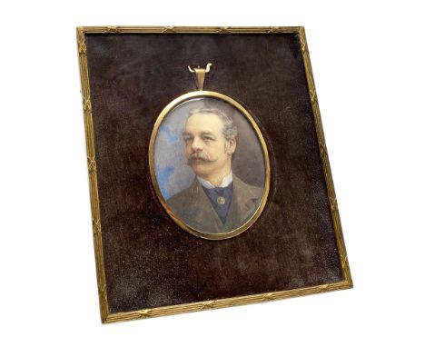 Edwardian painted portrait miniature upon ivory, head and shoulder portrait of a gentleman, in oval pinchbeck frame, and furt