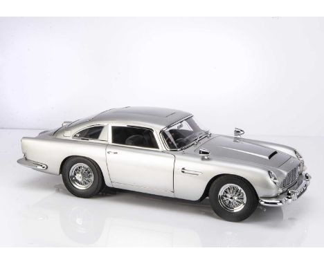 GE Fabbri 1:8 Build James Bond's Goldfinger Aston Martin DB5, fully built scale model replica of a 1963 Aston Marin DB5 as us