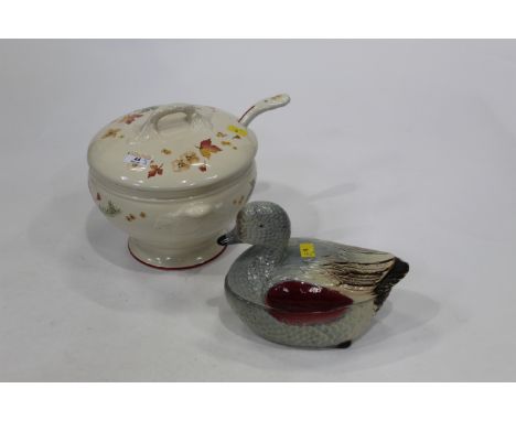 Royal Winton Larkrise Autumnal pattern soup tureen with ladle and duck on nest 
