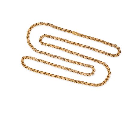 AN ANTIQUE PINCHBECK CHAIN NECKLACE comprising a row of plain belcher links, no assay marks, 95.0cm, 48.6g. 