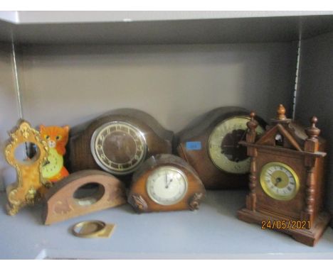 A group of wooden cased mantel clocks and clock cases to include Smiths Electric Location: 10.2 