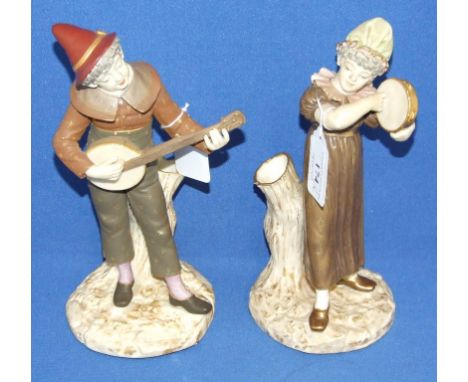 A pair of Worcester porcelain figures, of musicians, 1032, green puce marks to base (restored), the largest 21.5 cm high