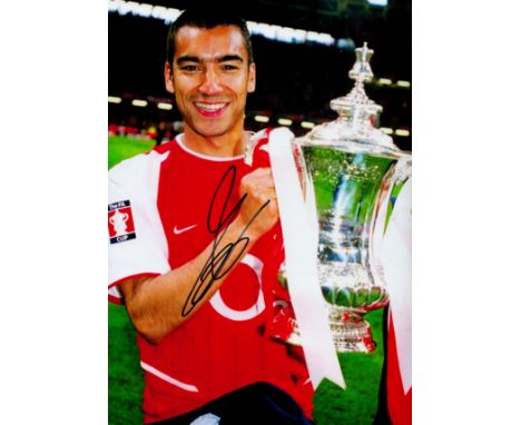 Football Giovanni van Bronckhorst signed 12x8 inch colour photo pictured with FA cup while playing for Arsenal. Good conditio
