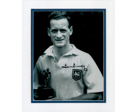 Tom Finney signed 12x10 inch mounted black and white photo pictured in his Preston North End playing days. Good condition. Al