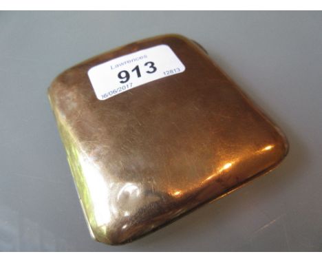 9ct Gold cigarette case bearing various signatures including Tommy Sopwith