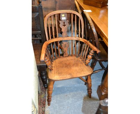 Late 18th or early 19th Century yew and elm hoop and stick back Windsor chair of small proportions with a shaped pierced spla