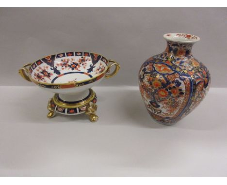 Japanese Imari baluster form vase (small chip to rim) together with a Noritake floral decorated comport with stand