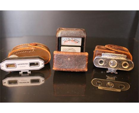 A Sixtus Light Meter in Original - Gossen Leather Pouch, A Repometer rangefinder in leather case and a Watameter Germany rang