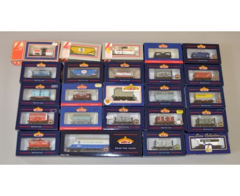 OO Gauge, Bachmann & Lima. 24 x boxed rolling stock. Includes tank wagons, hopper wagons, bogie hopper, mineral wagons etc. A