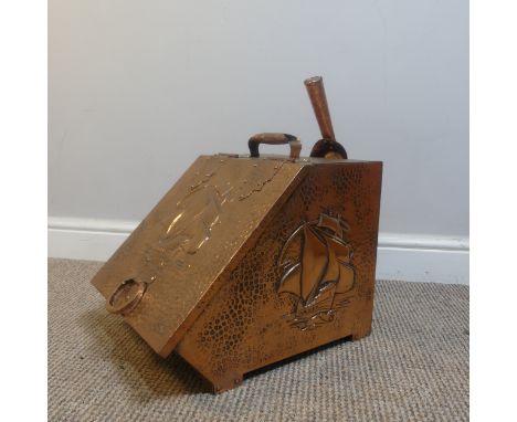 J &amp; F Poole of Hayle Arts &amp; Crafts copper coal Scuttle, with distinctive hammered finish and embossed with sailing sh