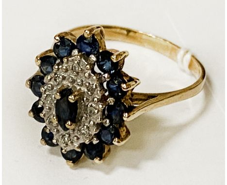 9 CARAT GOLD SAPPHIRE &amp; DIAMOND RING - SIZE T - 3.9 GRAMS APPROX