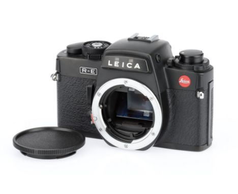 A Leitz Leica R-E 35mm SLR Camera, black, serial no. 1778958, body G-VG, shutter working when batteries are inserted, with bo
