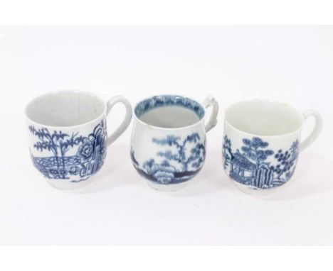 Three 18th century Worcester blue and white coffee cups, each with Chinoiserie patterns, one with crescent mark to base, 6cm 