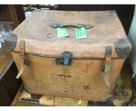 Vintage leather trunk, of square form