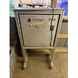 (Located in Lincoln, IL) Green Broz Ez Trim Debudder, Serial# DB-1001017151